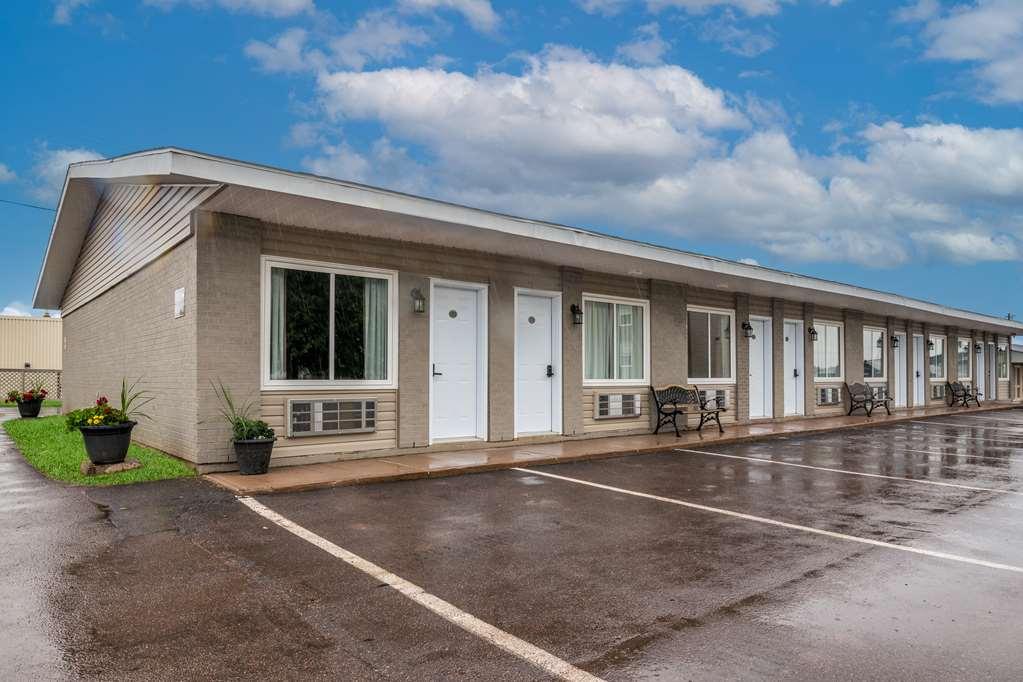 Canadas Best Value Inn & Suites-Charlottetown Extérieur photo