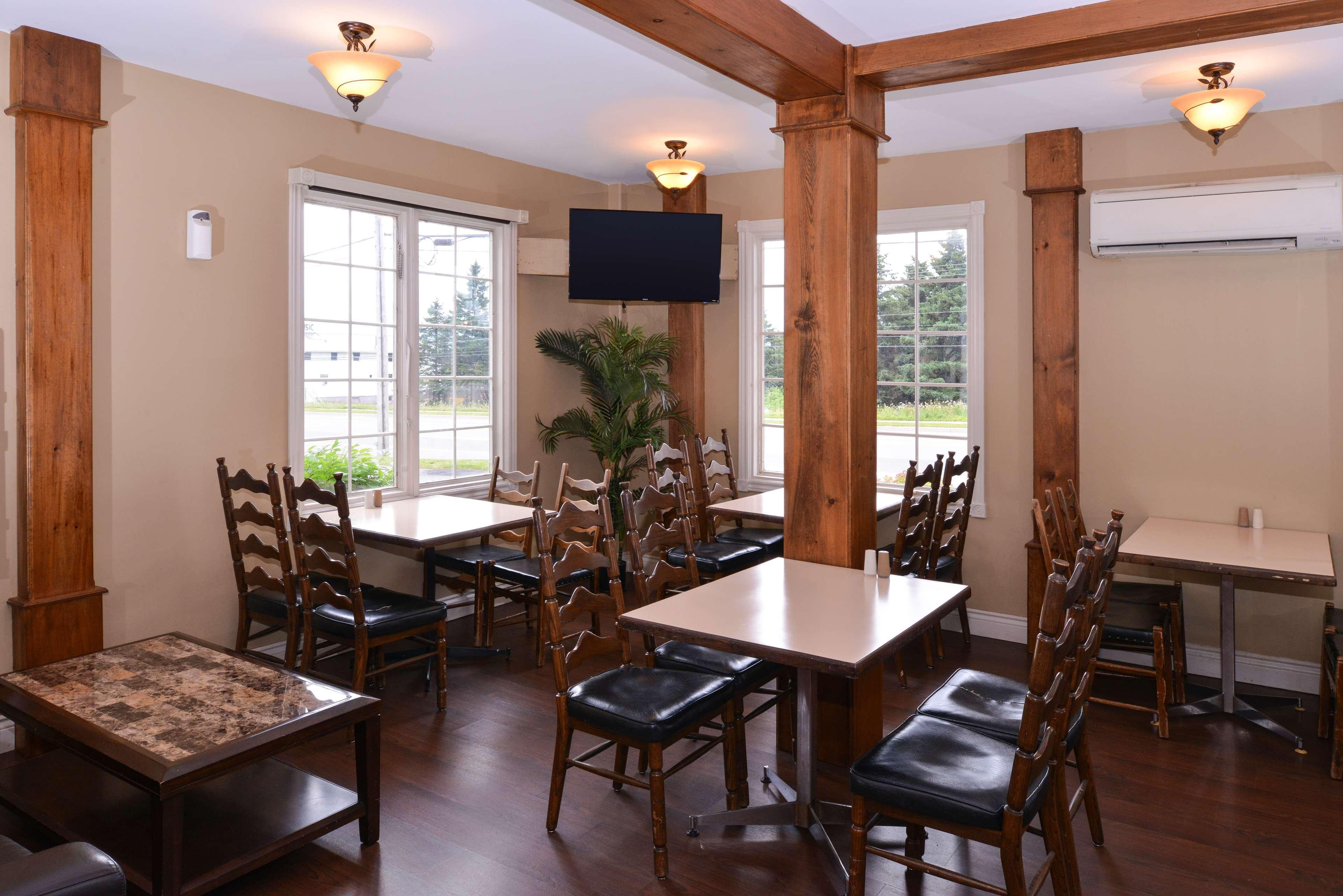 Canadas Best Value Inn & Suites-Charlottetown Extérieur photo