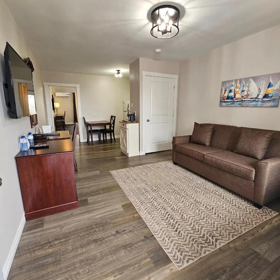 Canadas Best Value Inn & Suites-Charlottetown Extérieur photo