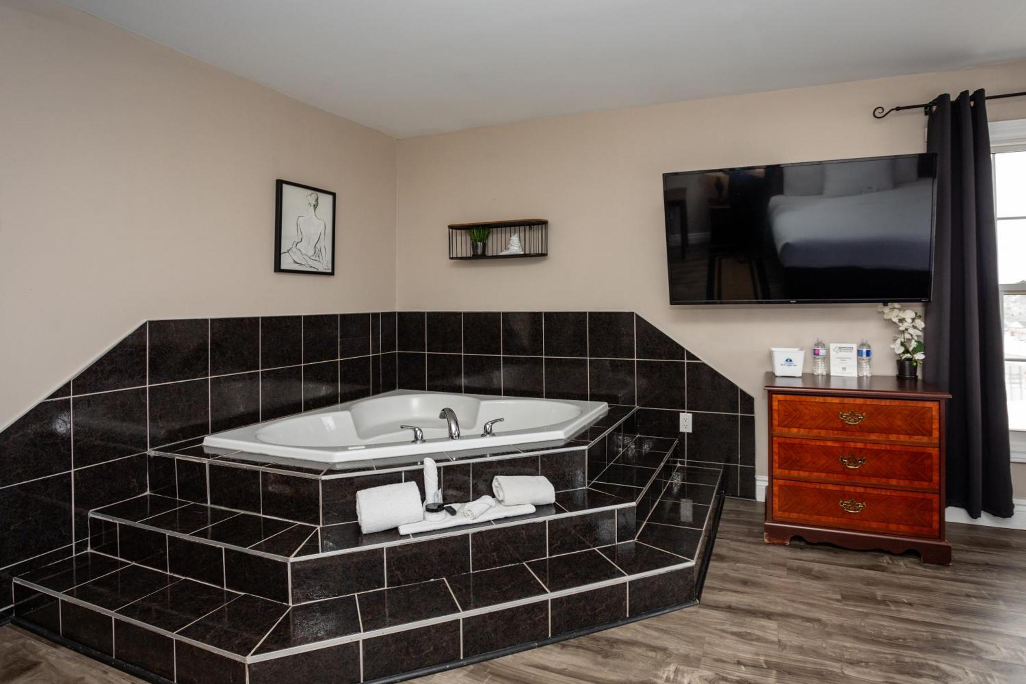 Canadas Best Value Inn & Suites-Charlottetown Extérieur photo