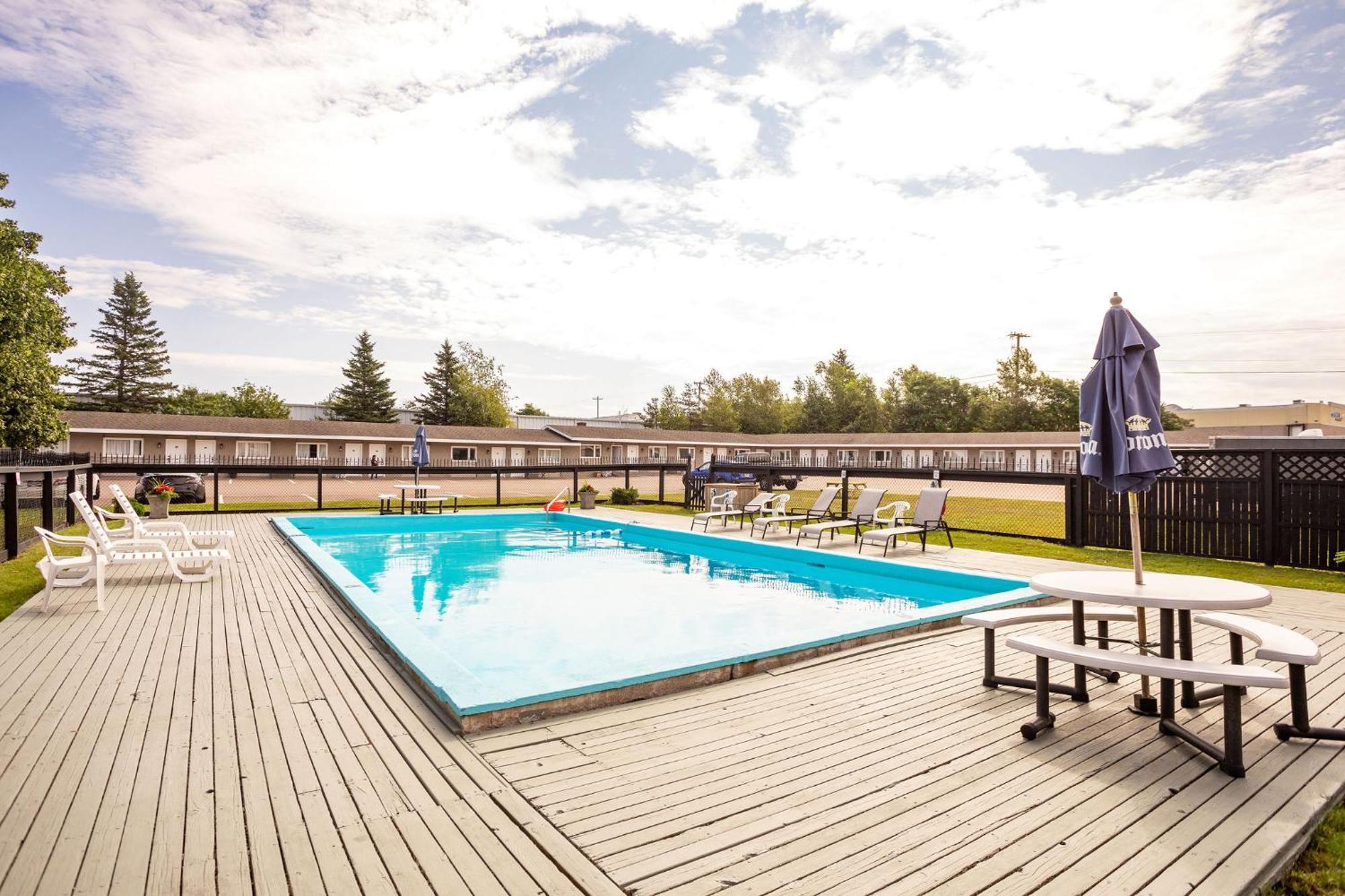 Canadas Best Value Inn & Suites-Charlottetown Extérieur photo