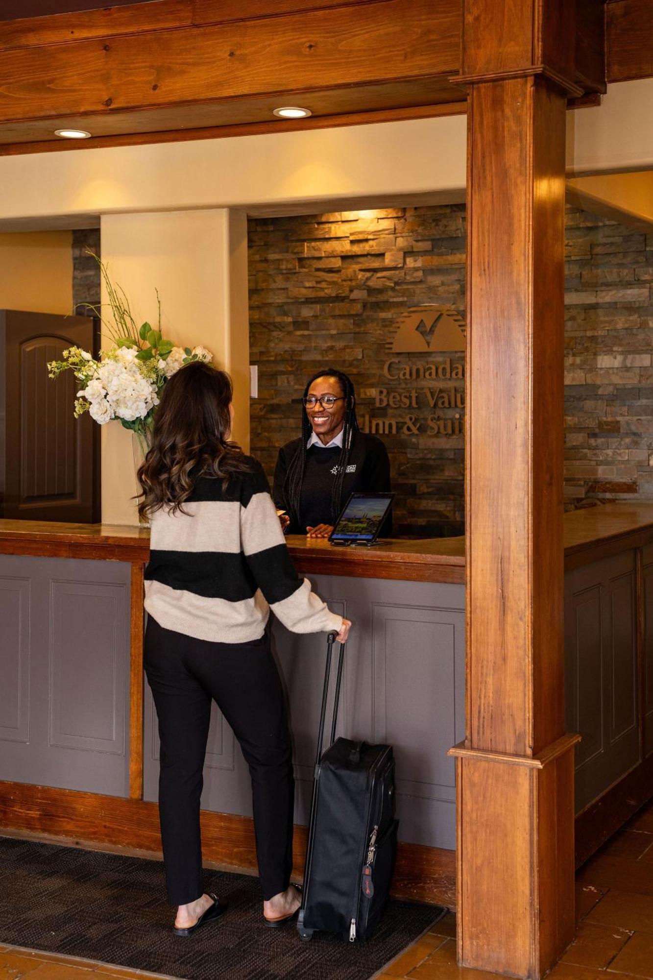Canadas Best Value Inn & Suites-Charlottetown Extérieur photo