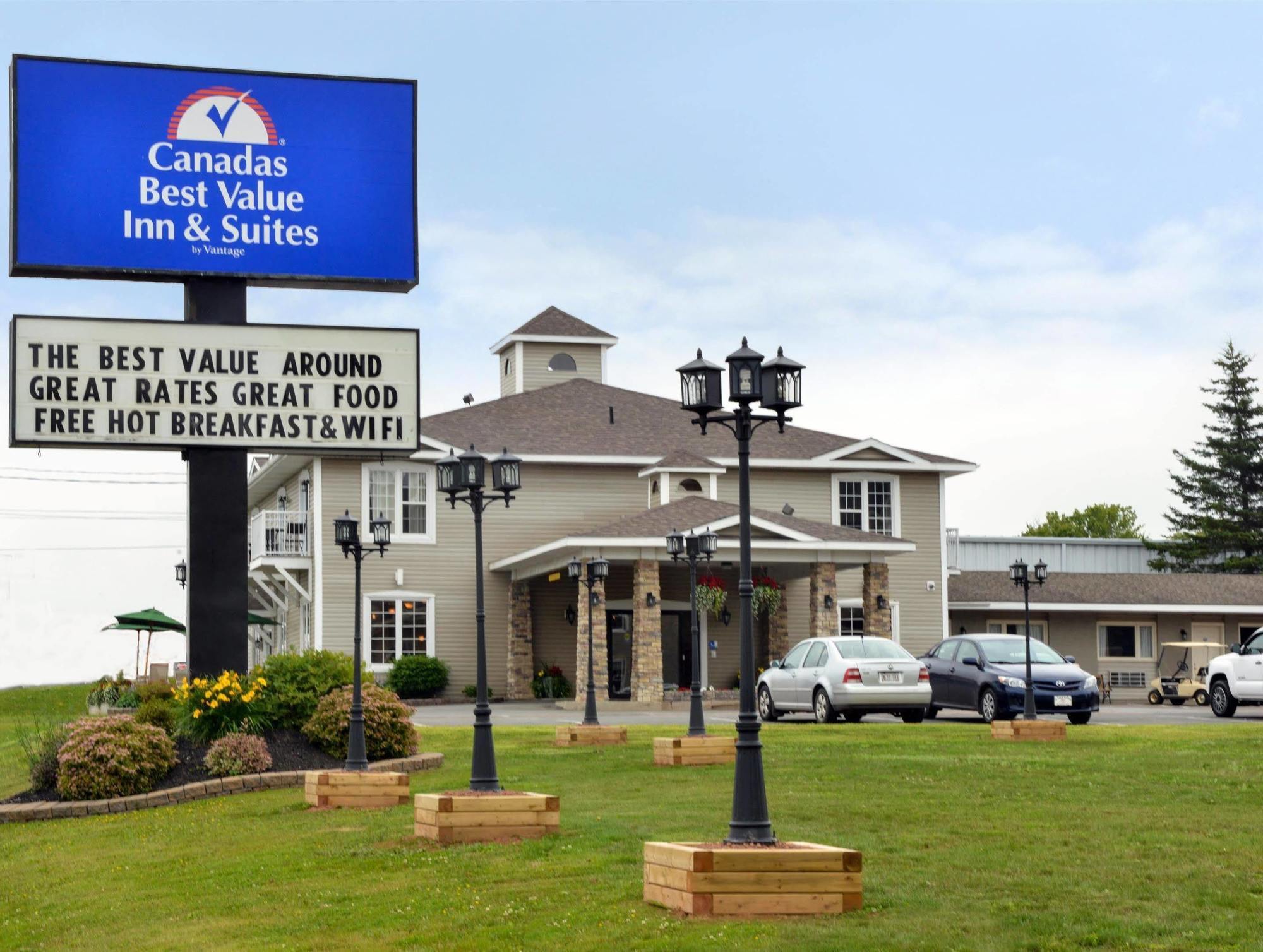 Canadas Best Value Inn & Suites-Charlottetown Extérieur photo